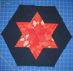 Mini Lone Star Hexie tutorial from Flying Parrot Quilts