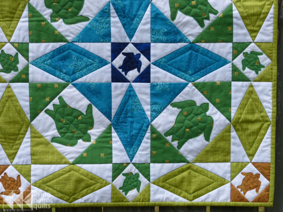 Turtle Storm at Sea corner | Flying Parrot Quilts