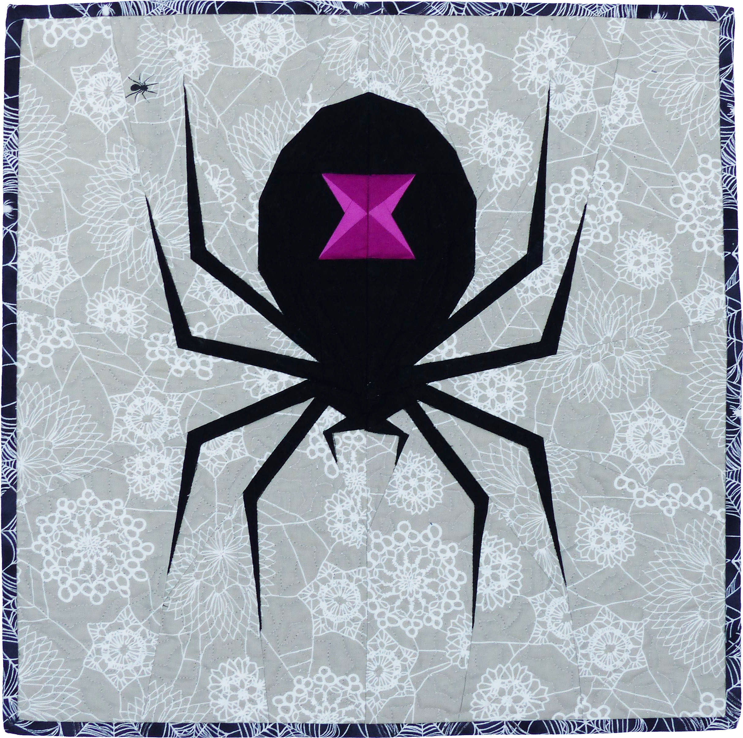 Spooky Spider cover image | www.flyingparrotquilts.com