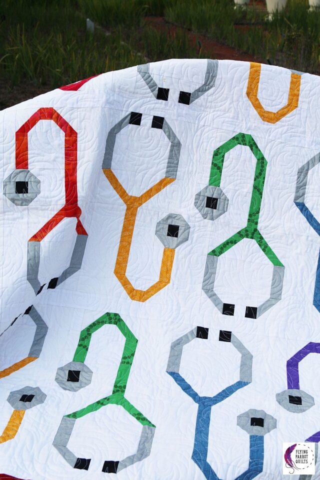 Stupendous Stethoscopes Quilt Pattern Flying Parrot Quilts stupendous-stethoscopes-quilt-pattern-flying-parrot-quilts